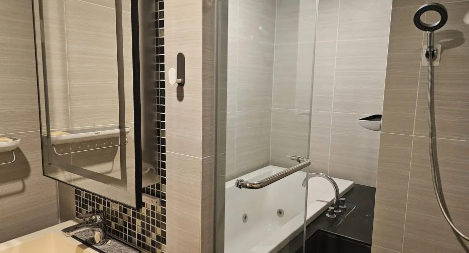 For rent 2 bedrooms condo in Bang Sue, Bangkok