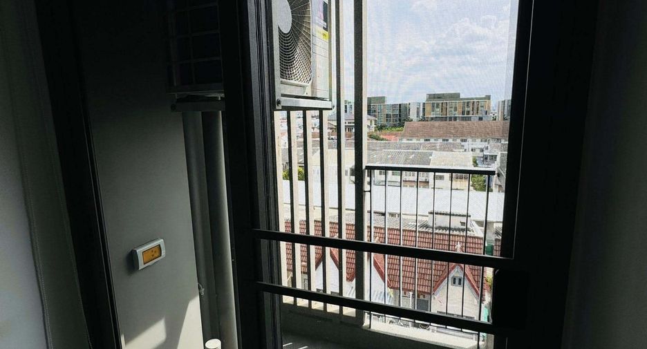 Wohnung zur Miete mit 1 Zimmer in Lat Phrao, Bangkok