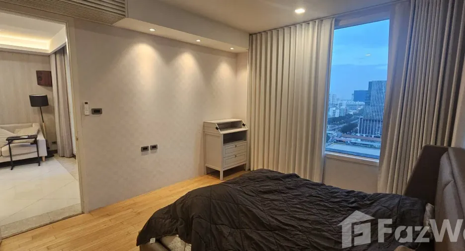 For rent 2 bedrooms condo in Sathon, Bangkok