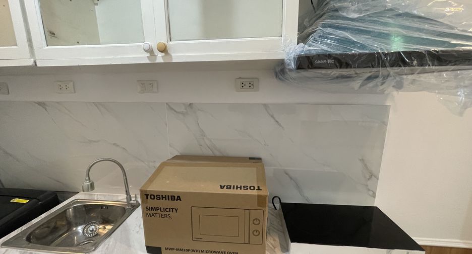 For rent 1 bed office in Huai Khwang, Bangkok