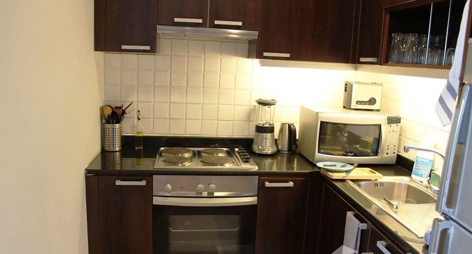 For rent 2 bedrooms condo in Sathon, Bangkok