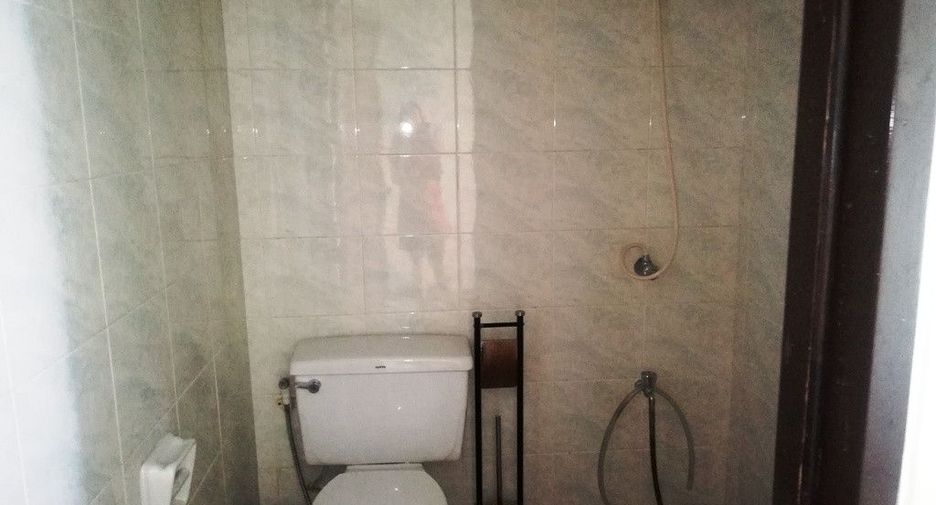 Аренда 3 спальни кондо в Патхум Щан, Бангкок