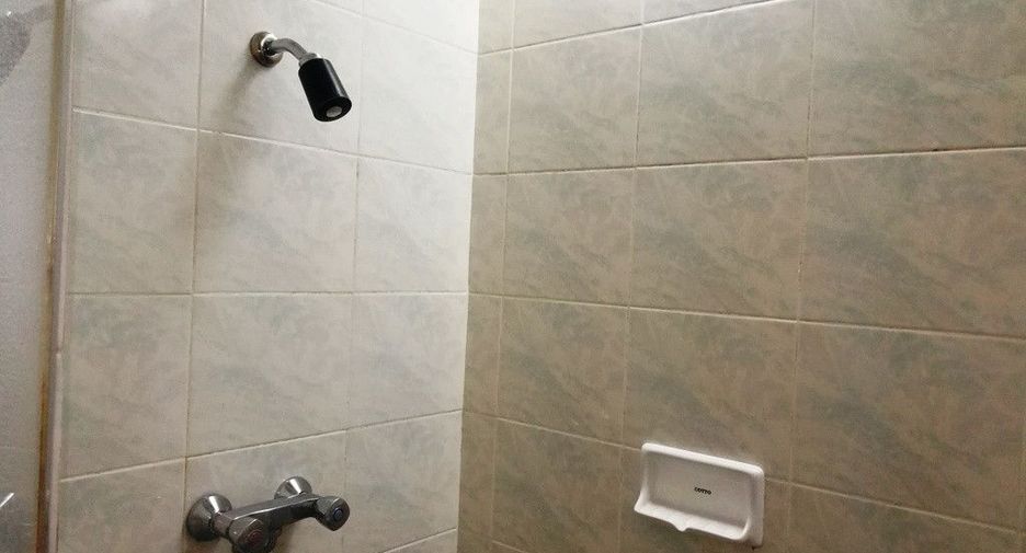 Аренда 3 спальни кондо в Патхум Щан, Бангкок