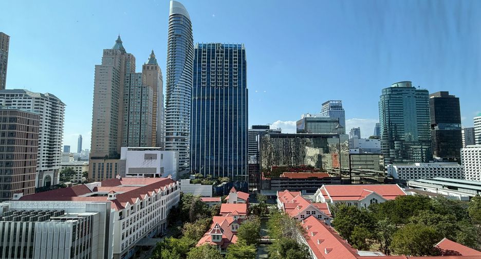 Condo en alquiler de 2 habitaciones en Pathum Wan, Bangkok