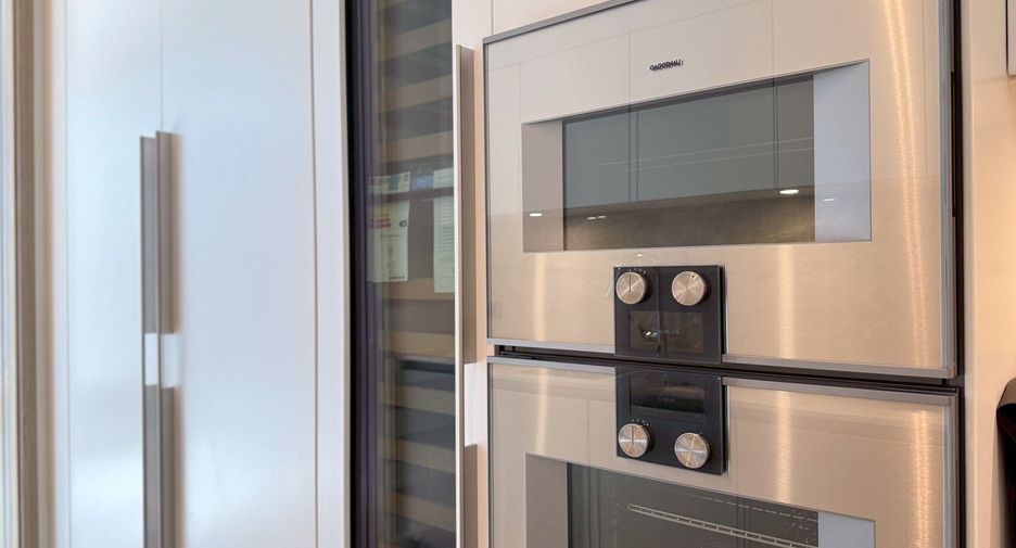 Condo en alquiler de 2 habitaciones en Pathum Wan, Bangkok