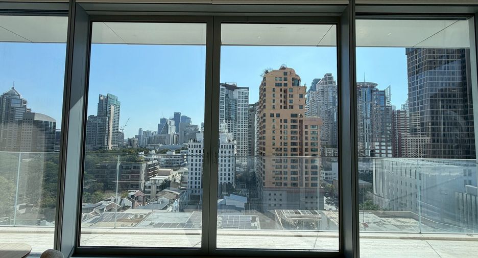 Condo en alquiler de 2 habitaciones en Pathum Wan, Bangkok
