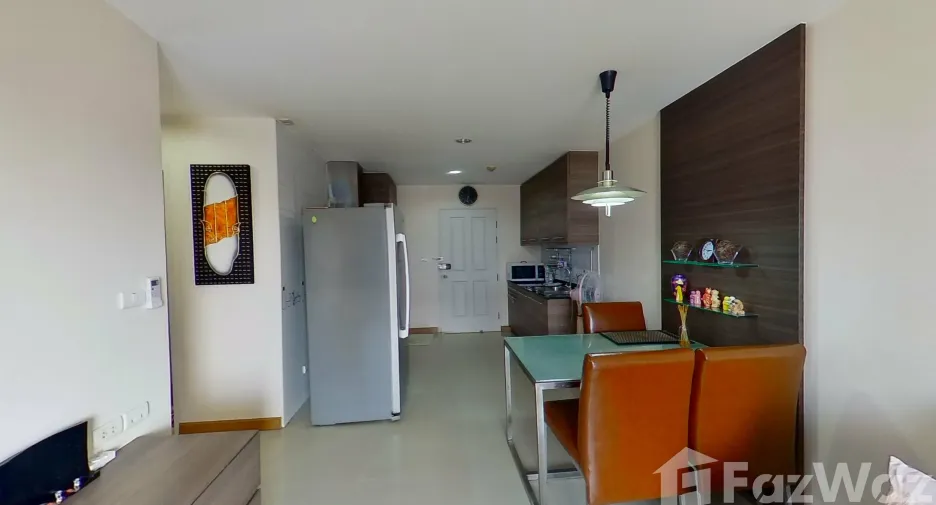 For rent 2 bedrooms condo in Phra Khanong, Bangkok