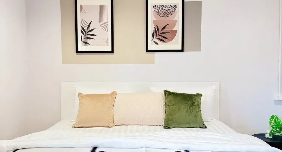 For rent 5 bedrooms house in Huai Khwang, Bangkok