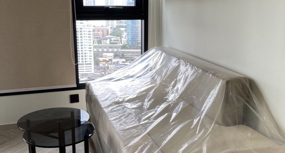 For rent studio condo in Khlong San, Bangkok