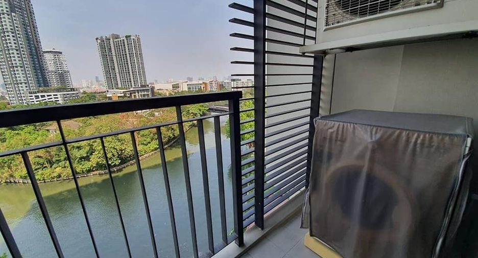 For rent 1 bed condo in Watthana, Bangkok