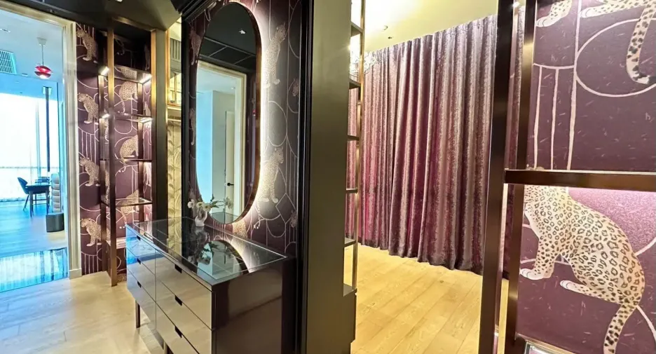 Condo en alquiler de 3 habitaciones en Watthana, Bangkok