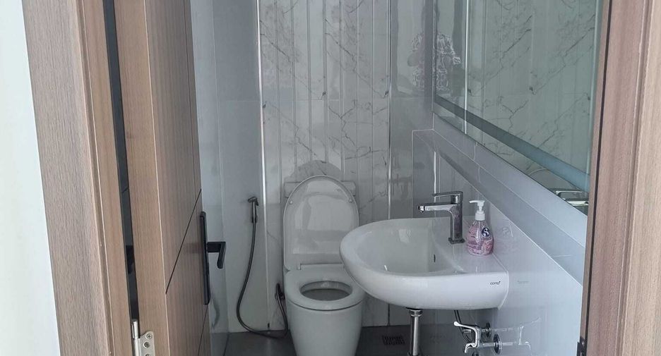 Аренда 3 спальни таунхаус в Дон Муеанг, Бангкок