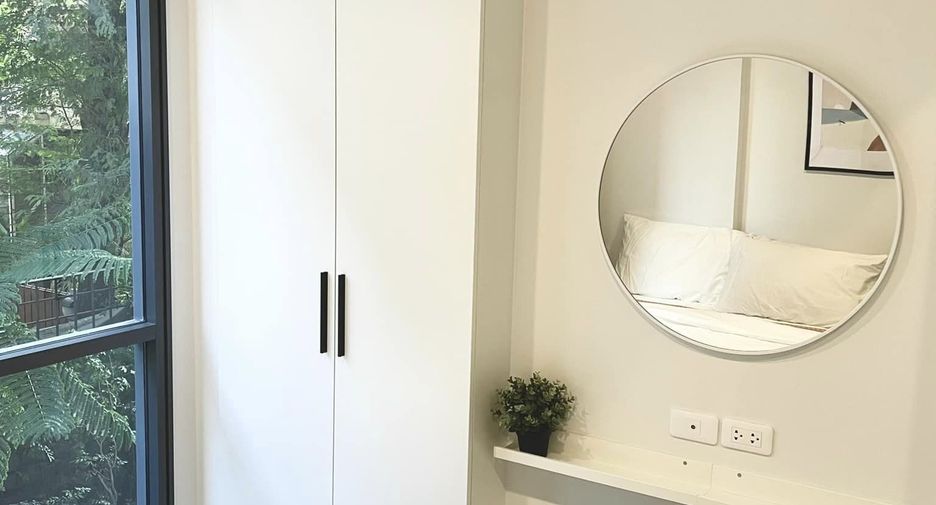For rent 1 bed condo in Phra Khanong, Bangkok
