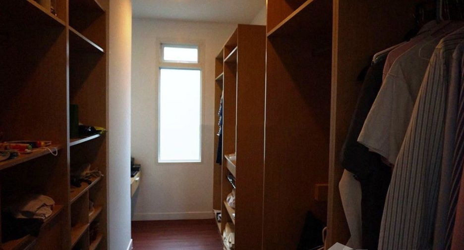 For rent 4 bedrooms condo in Suan Luang, Bangkok