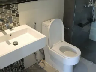 For rent studio condo in Khlong San, Bangkok