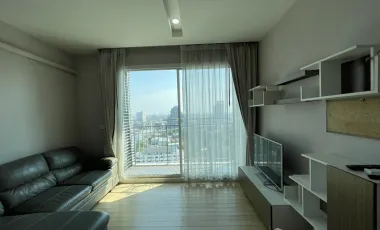 Condo en alquiler de 2 habitaciones en Khlong Toei, Bangkok