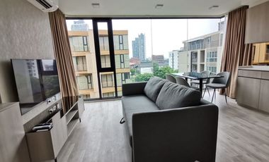 For rent 2 bedrooms condo in Phra Khanong, Bangkok