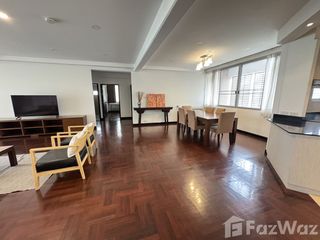 À louer 3 chambres appartement à Khlong Toei, Bangkok
