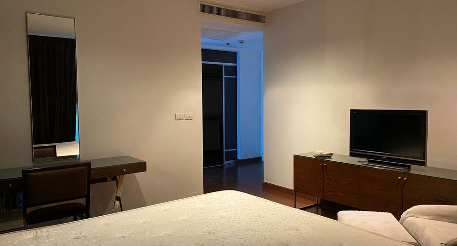 À louer 3 chambres condo à Pathum Wan, Bangkok