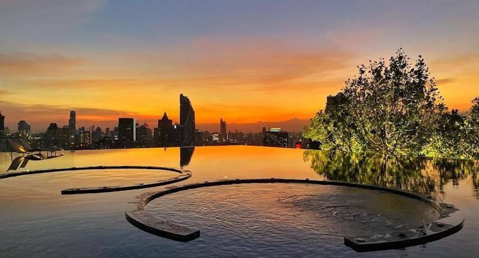 Wohnung zur Miete mit 1 Zimmer in Pathum Wan, Bangkok