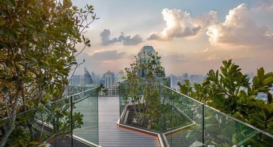 Wohnung zur Miete mit 1 Zimmer in Pathum Wan, Bangkok