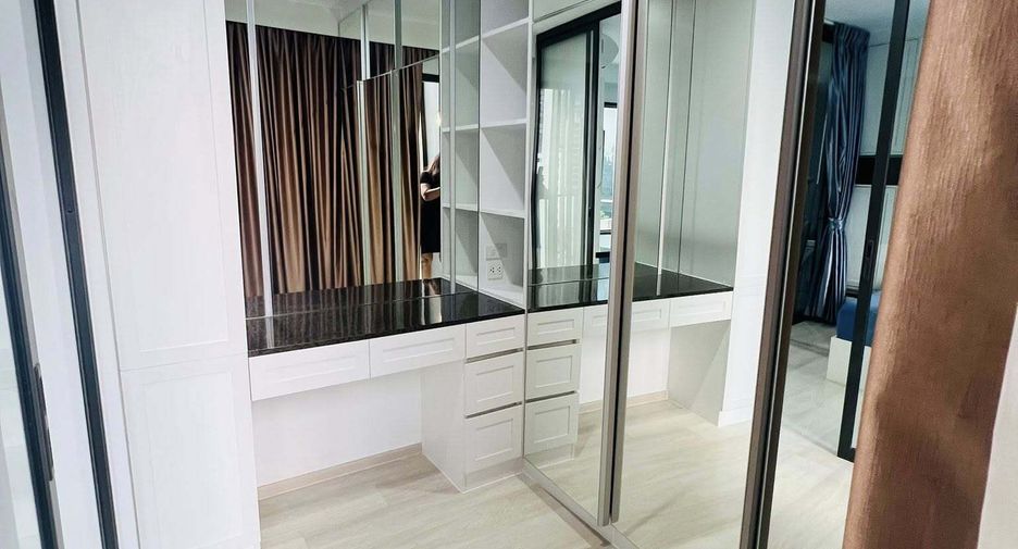 Wohnung zur Miete mit 1 Zimmer in Pathum Wan, Bangkok
