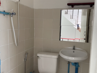 出租 10 卧室 独立屋 在 Khlong San, 曼谷