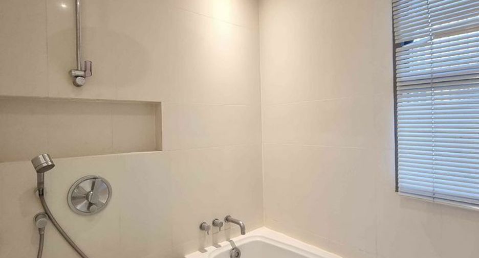 Wohnung zur Miete mit 2 Zimmer in Khlong Toei, Bangkok