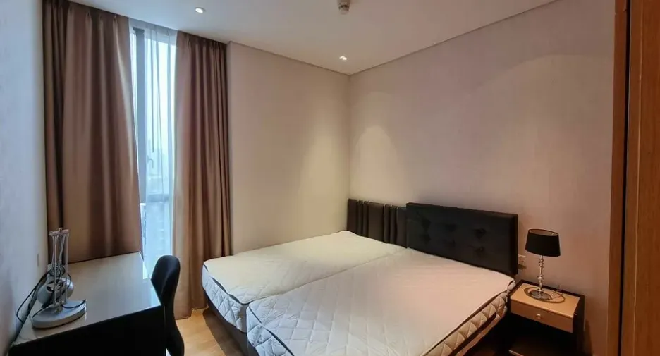 For rent 2 bedrooms condo in Khlong Toei, Bangkok