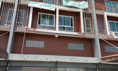 For rent 3 bedrooms house in Phra Samut Chedi, Samut Prakan