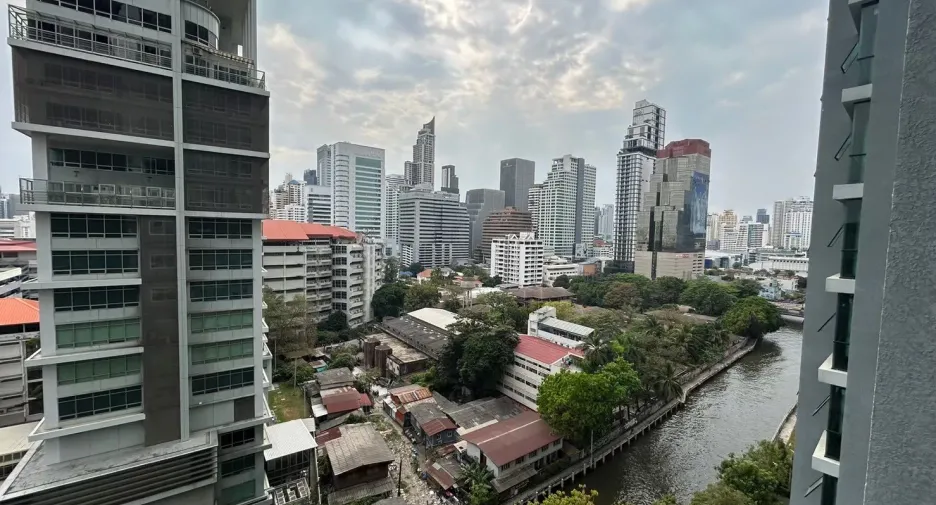 For rent 1 bed condo in Watthana, Bangkok