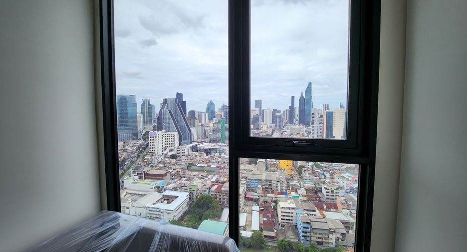 For rent 1 bed condo in Bang Rak, Bangkok