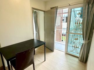 For rent 3 bedrooms condo in Khlong San, Bangkok