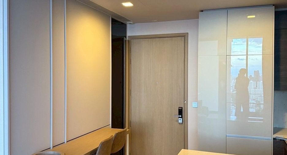 For rent 1 bed condo in Watthana, Bangkok
