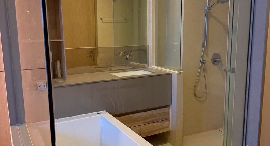 For rent 1 bed condo in Watthana, Bangkok