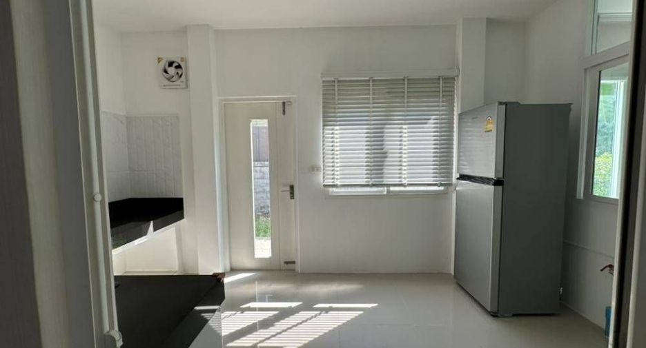 For rent 5 bedrooms house in Sai Mai, Bangkok