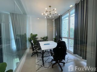 Casa en alquiler de 4 habitaciones en Bueng Kum, Bangkok