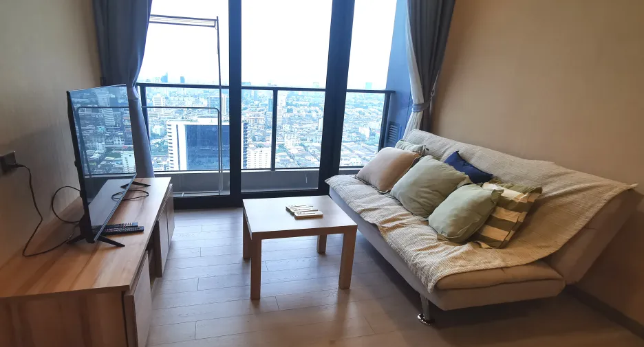 Wohnung zur Miete mit 2 Zimmer in Huai Khwang, Bangkok