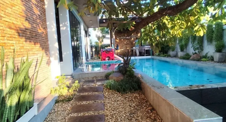 For rent 3 ベッドルーム villa in San Kamphaeng, Chiang Mai