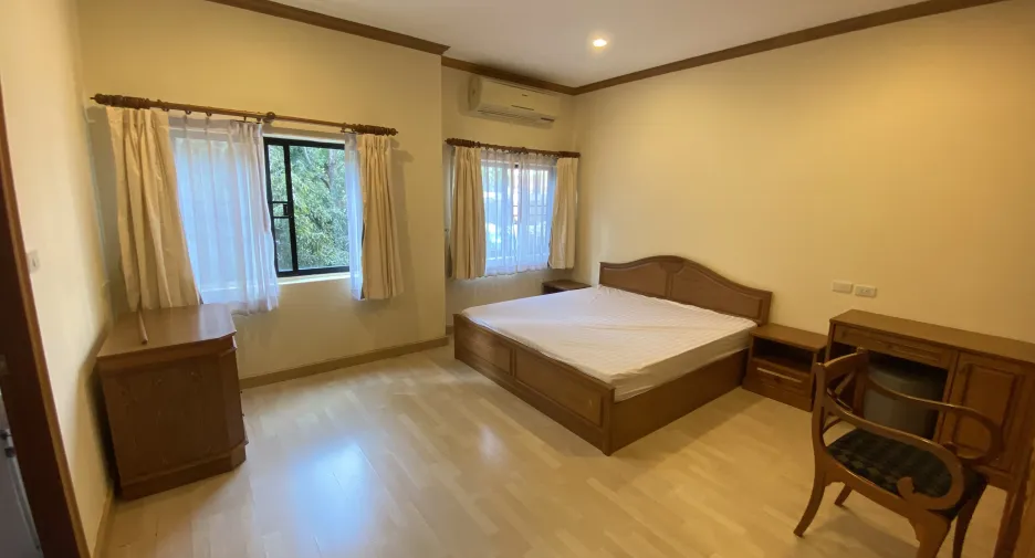 出租 3 卧室 公寓式住宅 在 Watthana, 曼谷