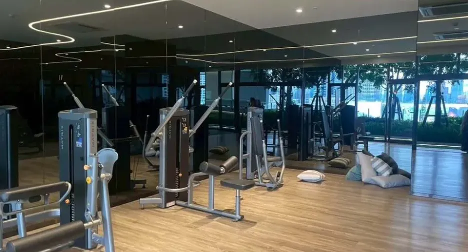 For rent 1 bed condo in Khlong Toei, Bangkok