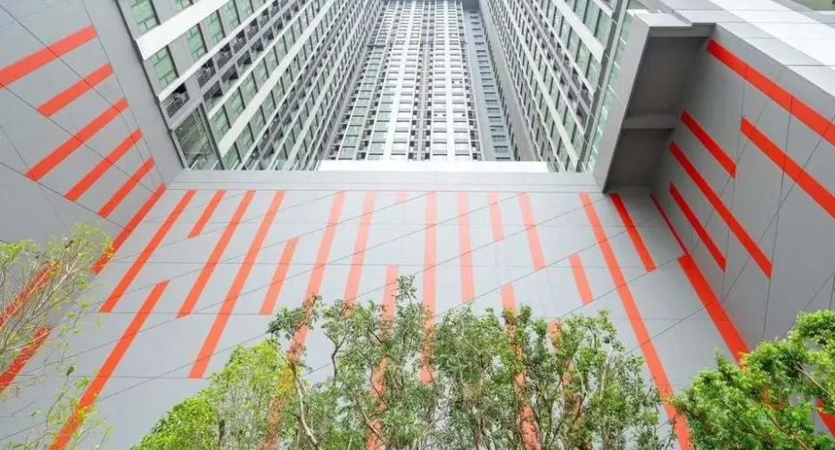 For rent 1 bed condo in Khlong Toei, Bangkok