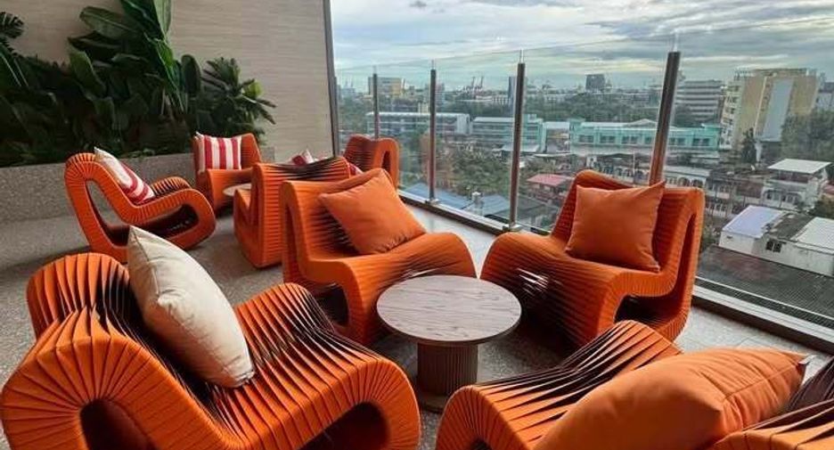 For rent 1 bed condo in Khlong Toei, Bangkok