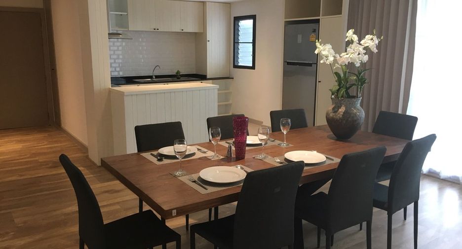 For rent 3 bedrooms condo in Watthana, Bangkok
