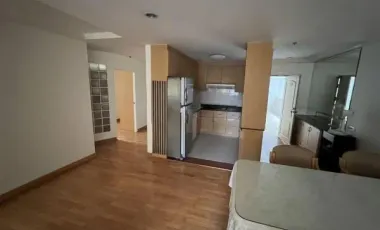 For rent 3 bedrooms condo in Pathum Wan, Bangkok