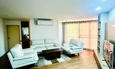 For rent 2 bedrooms condo in Yan Nawa, Bangkok