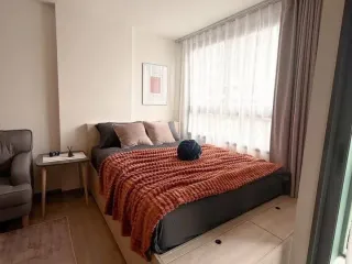 For rent スタジオ condo in Phaya Thai, Bangkok