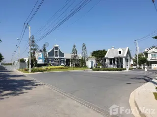 出租 2 卧室 联排别墅 在 Prawet, 曼谷