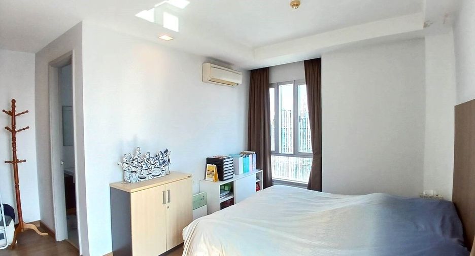 À louer 2 chambres condo à Watthana, Bangkok