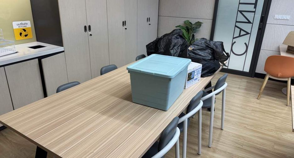 For rent office in Sathon, Bangkok